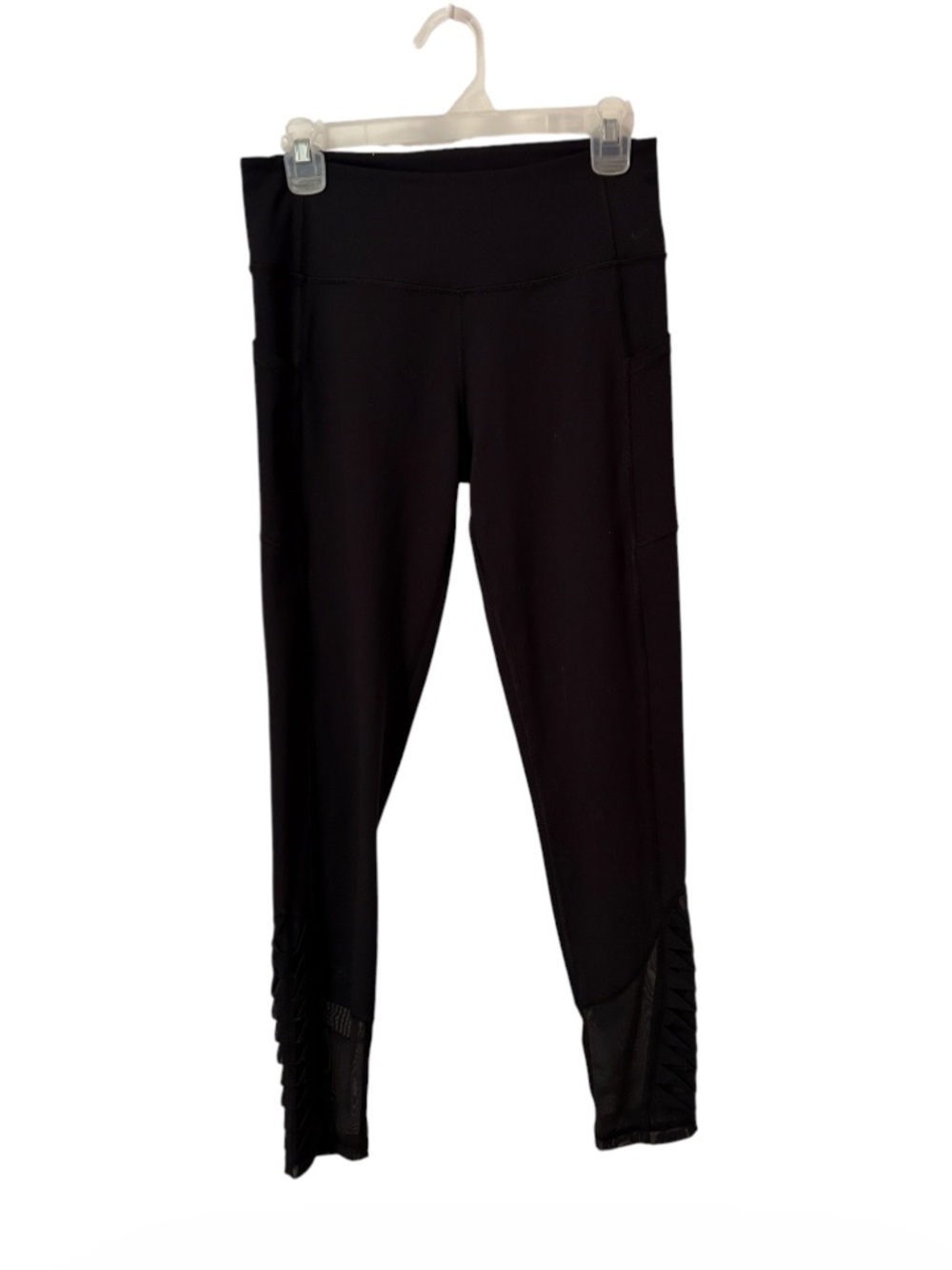 Victoria Secret Knockout Black Mesh Pocket Athletic Leggings